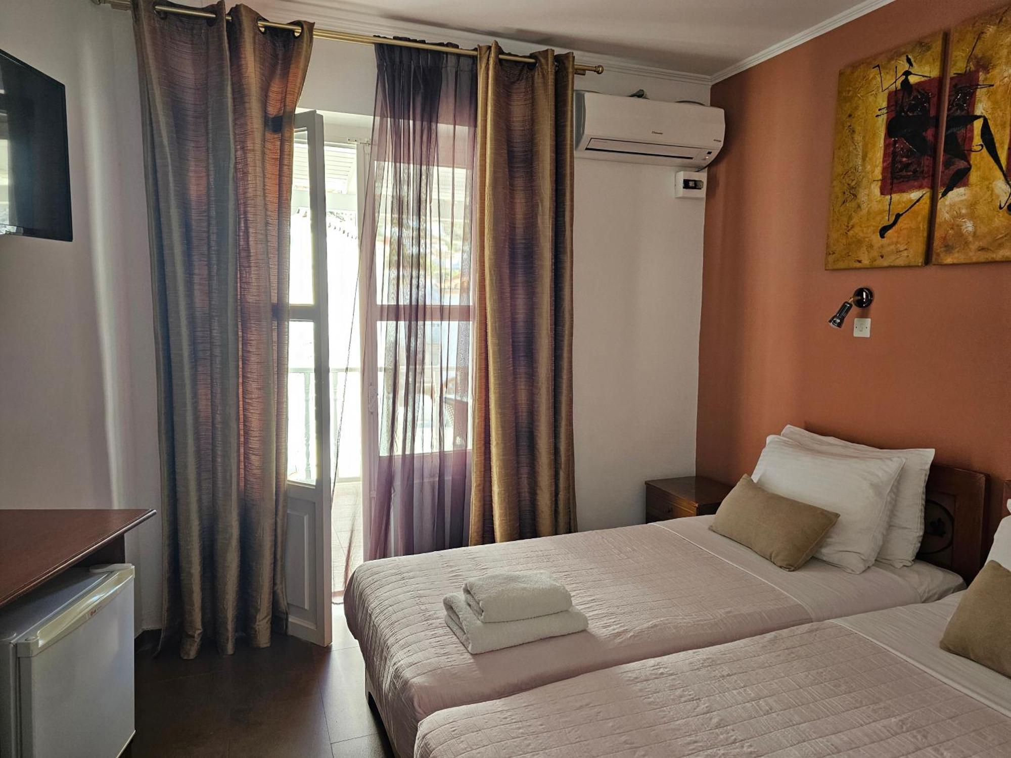 Hotel Kirki Hydra Pokój zdjęcie
